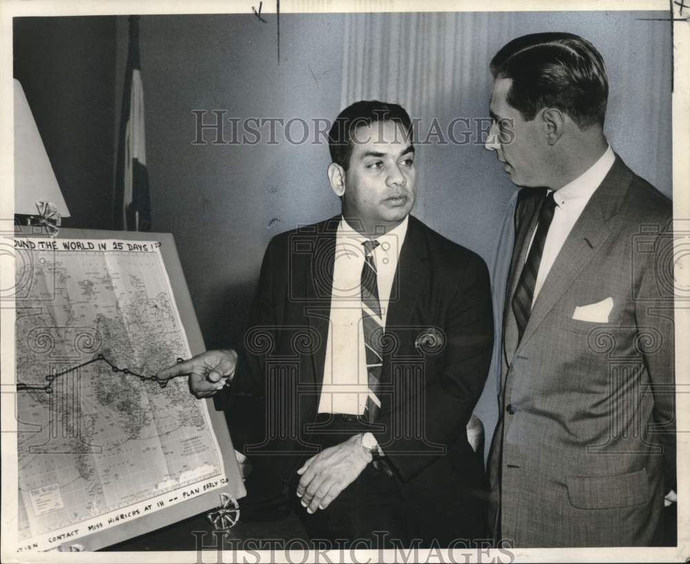 1963 Press Photo P.N. Mennon conferring with Paul Fabry at International House