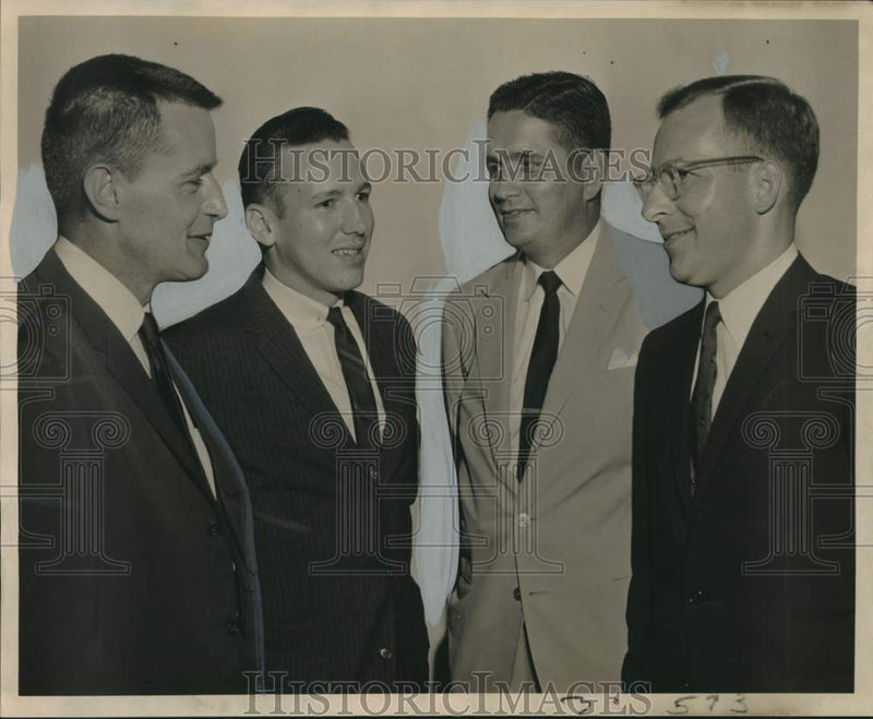 Load image into Gallery viewer, 1962 Press Photo Dr. Robert G. Miller, Intern of the Year at Touro Infirmary
