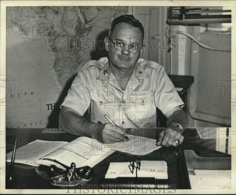 Load image into Gallery viewer, 1964 Press Photo Colonel Robert B. Miller, United States Army Overseas Agency
