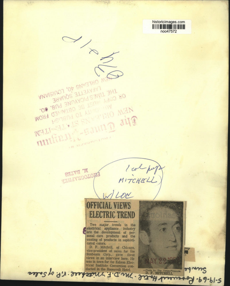 1969 Press Photo D.F. Mitchell, V.P. of Sales for Sunbeam Corporation