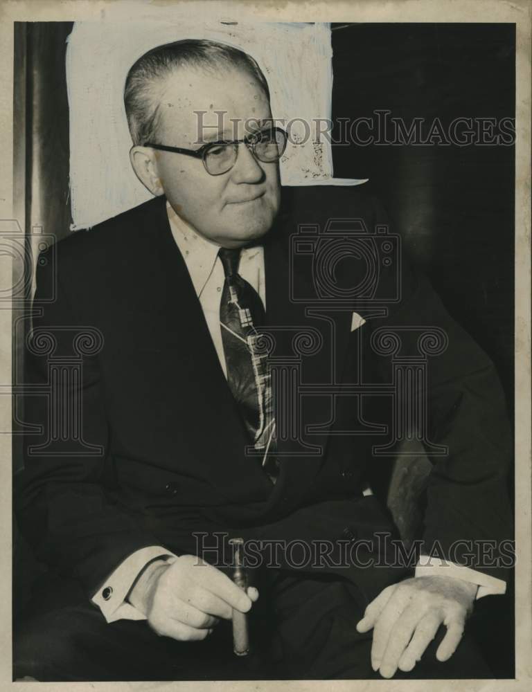 1967 Press Photo Dr. Fred T. Mitchell in New Orleans - noo47598