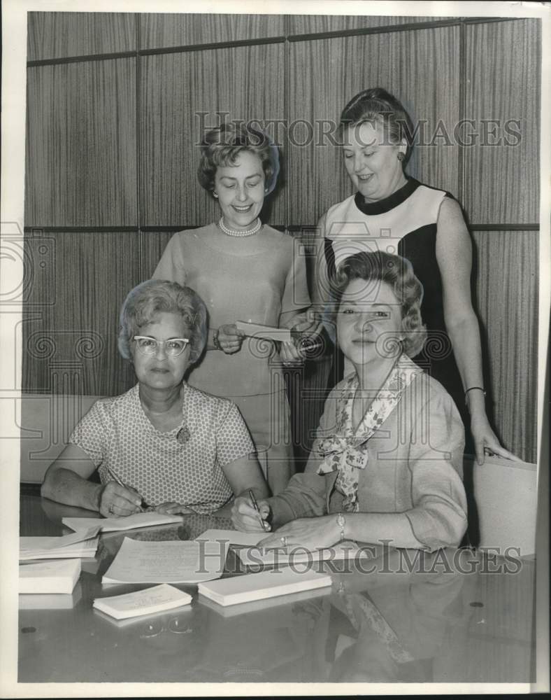 Load image into Gallery viewer, 1967 Press Photo Crippled Children's Hospital Guild planning for Charity Ball
