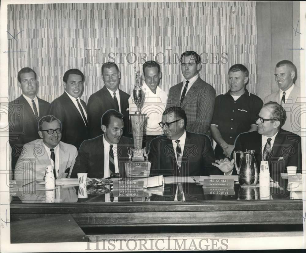 1967 Press Photo Jefferson Parish School Board team wins basketball championship