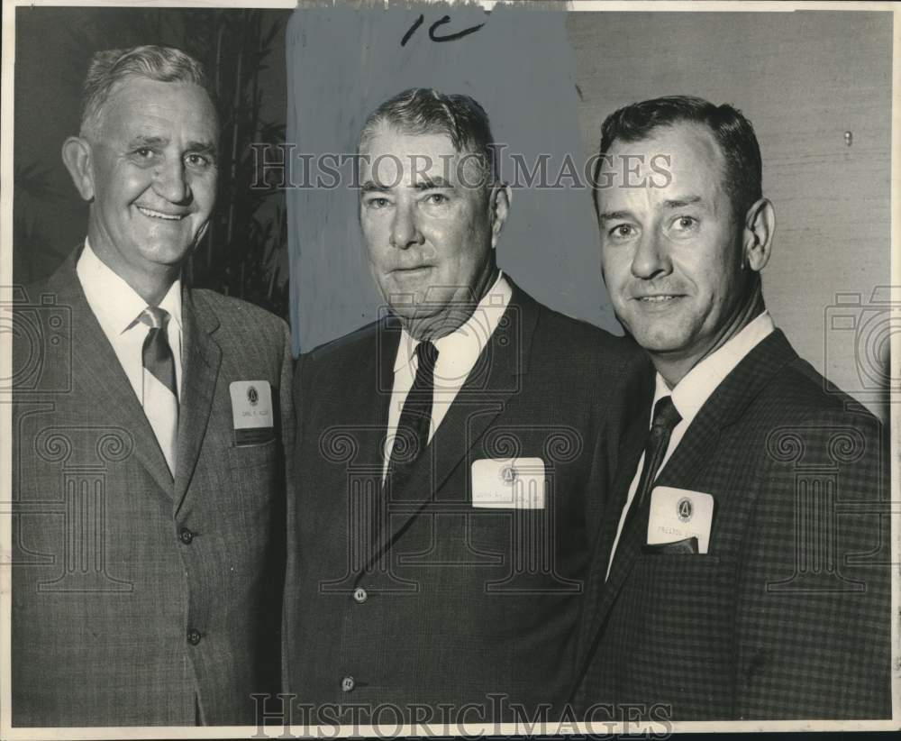 1966 Press Photo Associated General Contractors of America convention attendees
