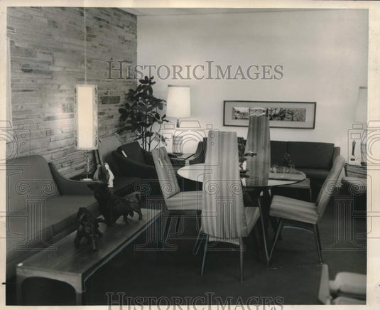 1963 Press Photo Interior of Modernaire Furniture Company Store - noo48782