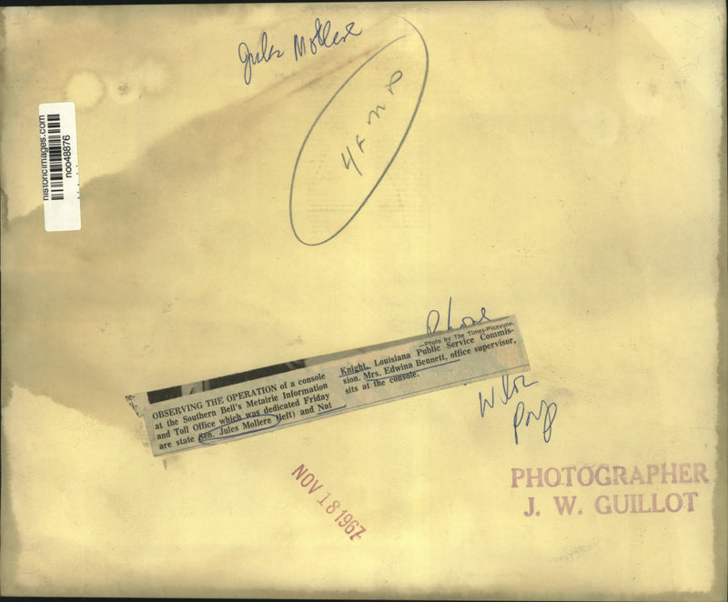 Load image into Gallery viewer, 1967 Press Photo Southern Bell's Metairie Information and Toll Office Operations
