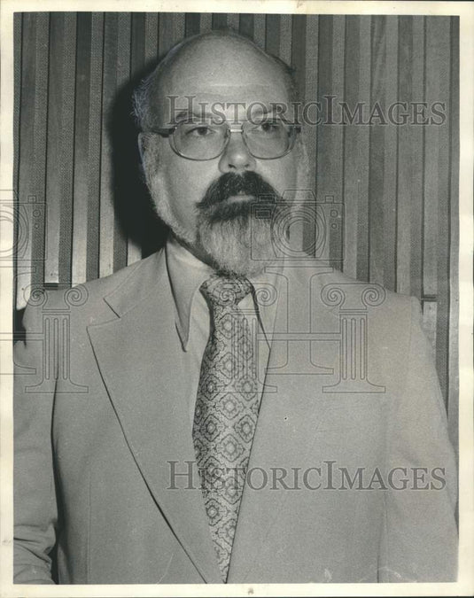 1971 Press Photo Dr. Philip W. Ogilvie, zoological experts for Audubon Park Zoo - Historic Images