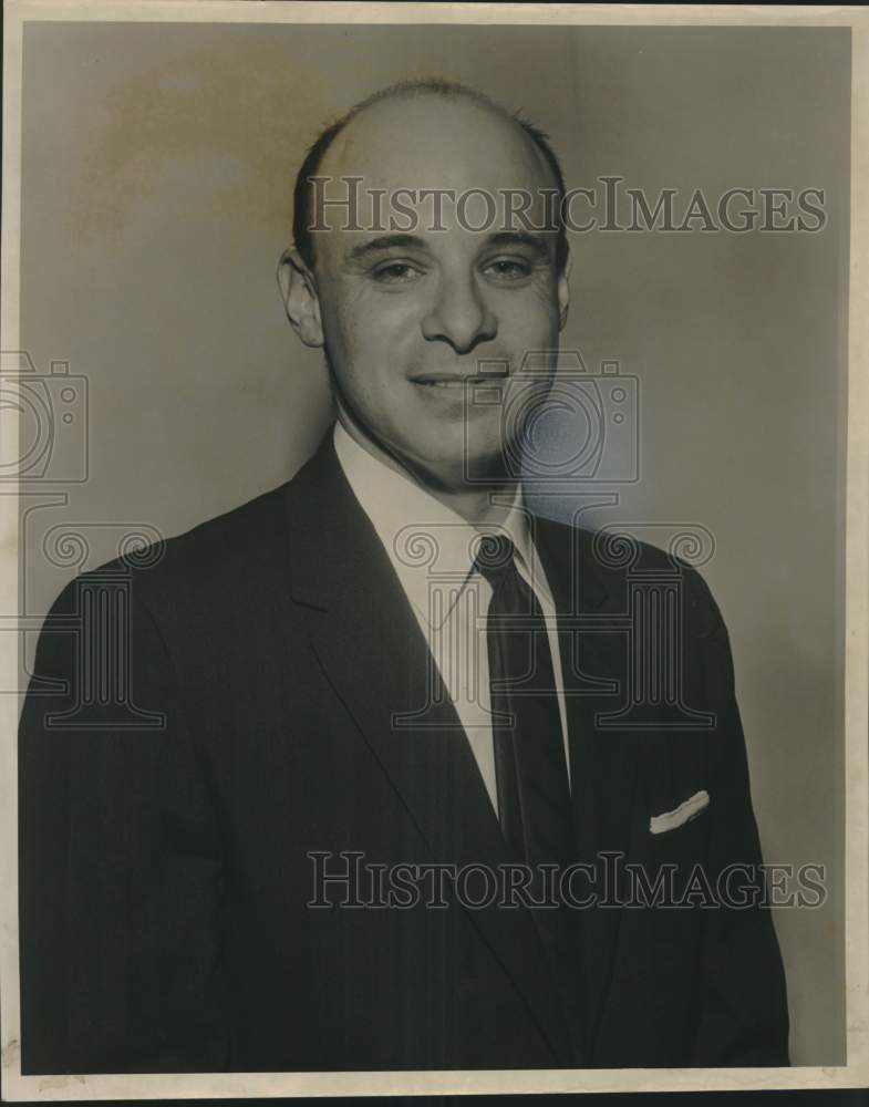 Load image into Gallery viewer, 1962 Press Photo Dr. Alvin Pailet, pres. New Orleans Veterinary Medical Assoc.
