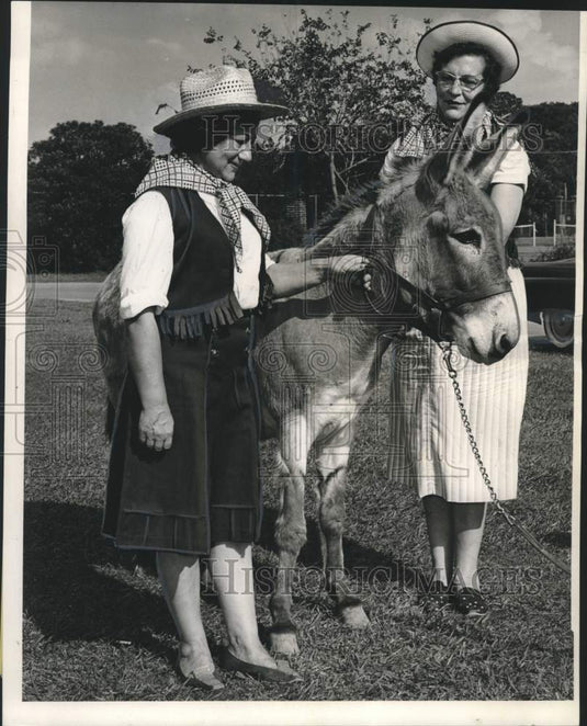 1961 Press Photo Mrs. Han's Kuttner & Mrs. Sidney Pailet, Hadassah prospectors