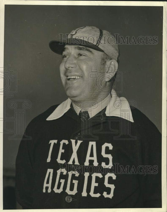 1967 Press Photo Homer Norton. Texas Aggies Football Coach - noo49481