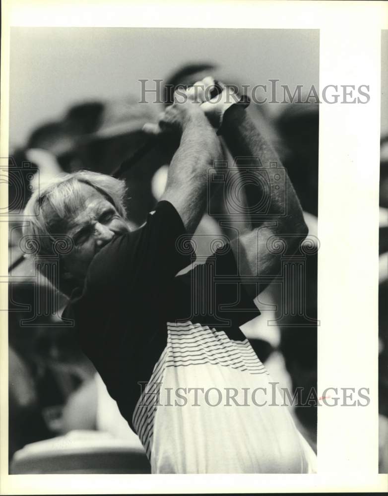 Press Photo Golfer Greg Norman taking a swing - noo49562- Historic Images