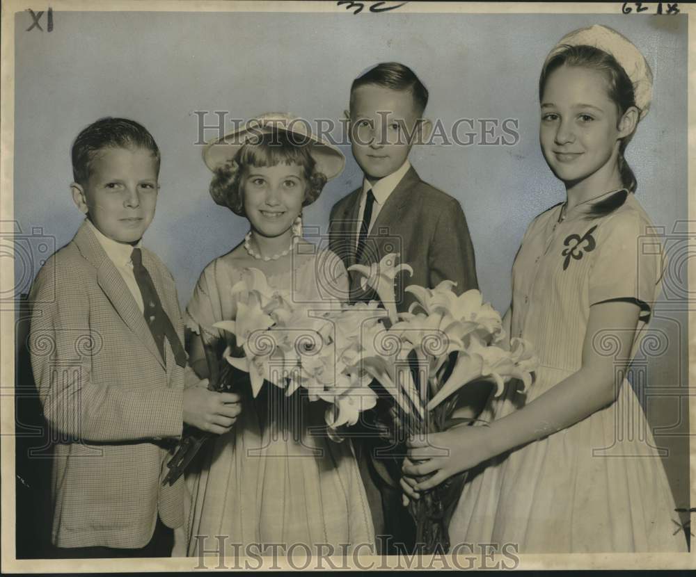 1964 Press Photo Flowers for Mother&#39;s Day, Mt. Olivet Episcopal Church