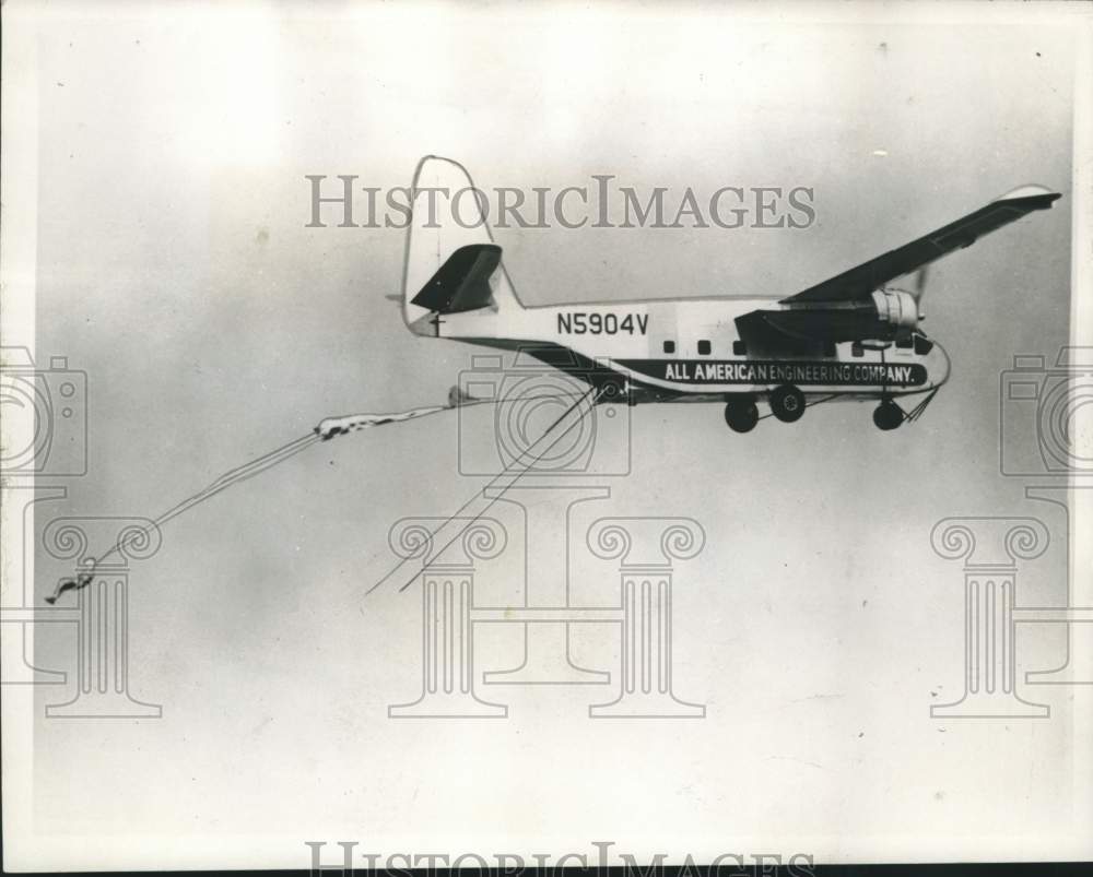 1966 Press Photo Parachutist Chuch Alexander test jumping at Georgetown- Historic Images