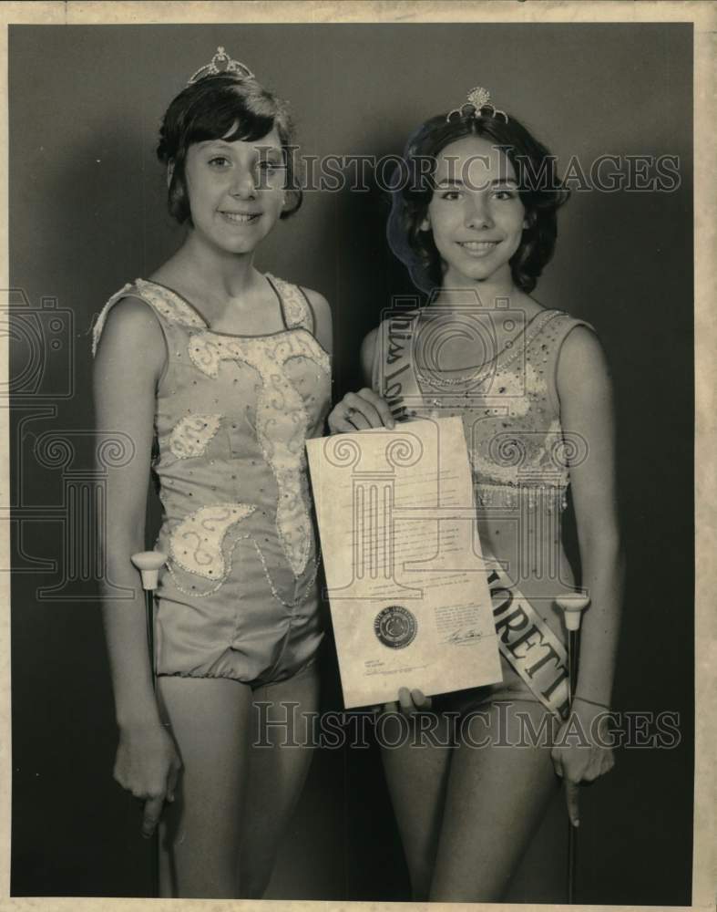 1973 Press Photo Cindy Newbury and Mary Nell Anderson- Twirlers - noo50466- Historic Images