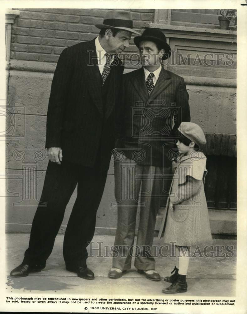 1980 Press Photo Walter Matthau, Bob Newhart &amp; Sara Stimson -Little Miss Marker