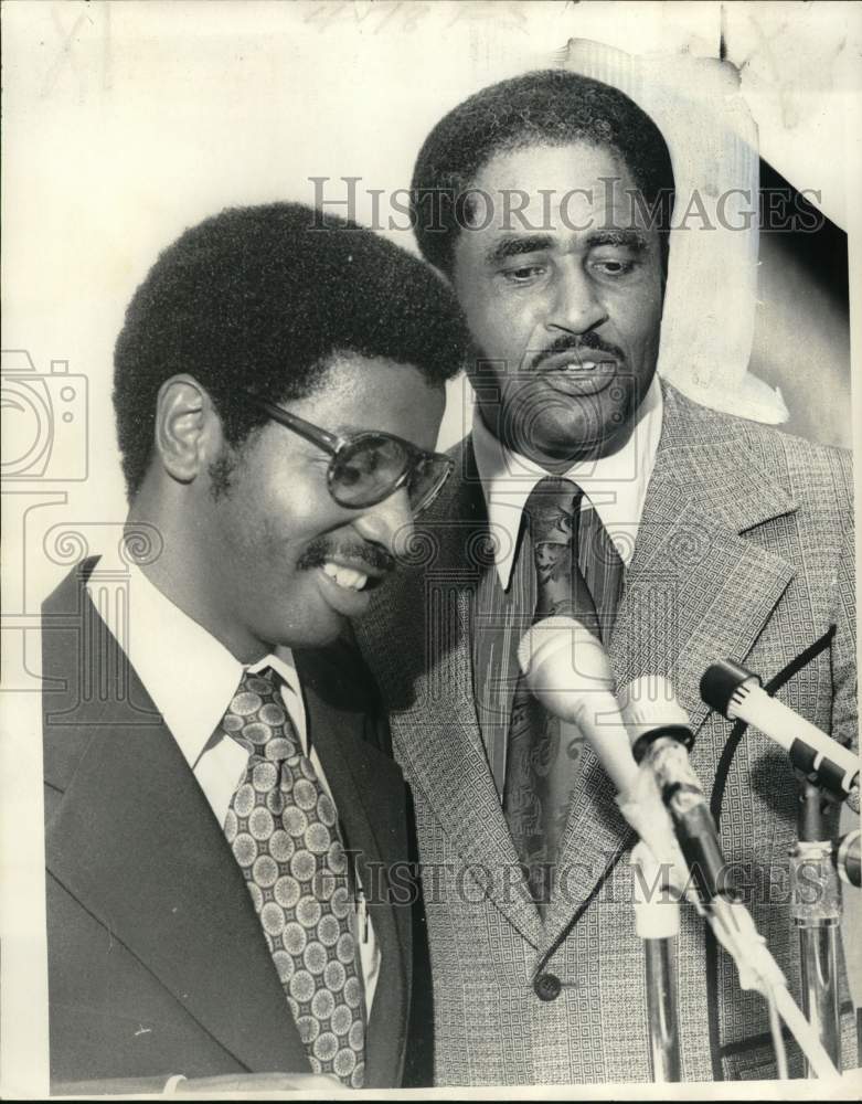 1975 Press Photo Eddie Robinson at the Bayou Classic press conference- Historic Images