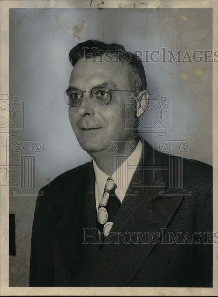 1947 Press Photo Dr. J.O. Melvin of New Orleans - noo51028- Historic Images