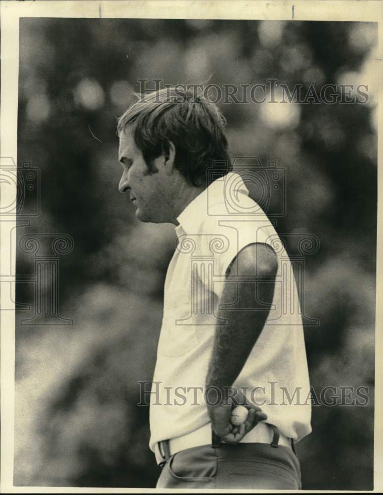 1975 Press Photo Allen Miller competing at the New Orleans Open Golf Tournament- Historic Images