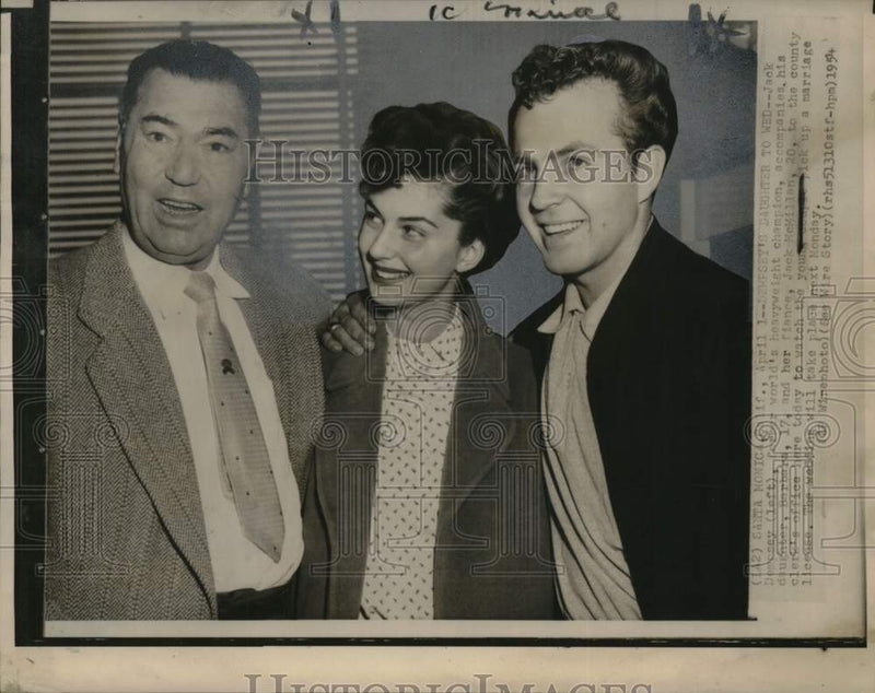 Load image into Gallery viewer, 1954 Press Photo Jack Dempsey with daughter Barbara &amp; fiance Jack McMillan
