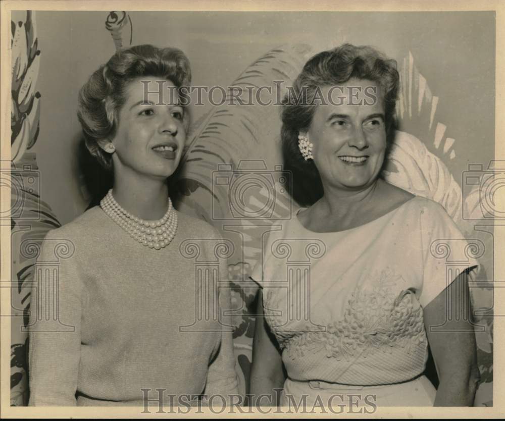 1959 Press Photo Betty Mulloy &amp; Sally McNair- Mississippi State Women&#39;s College