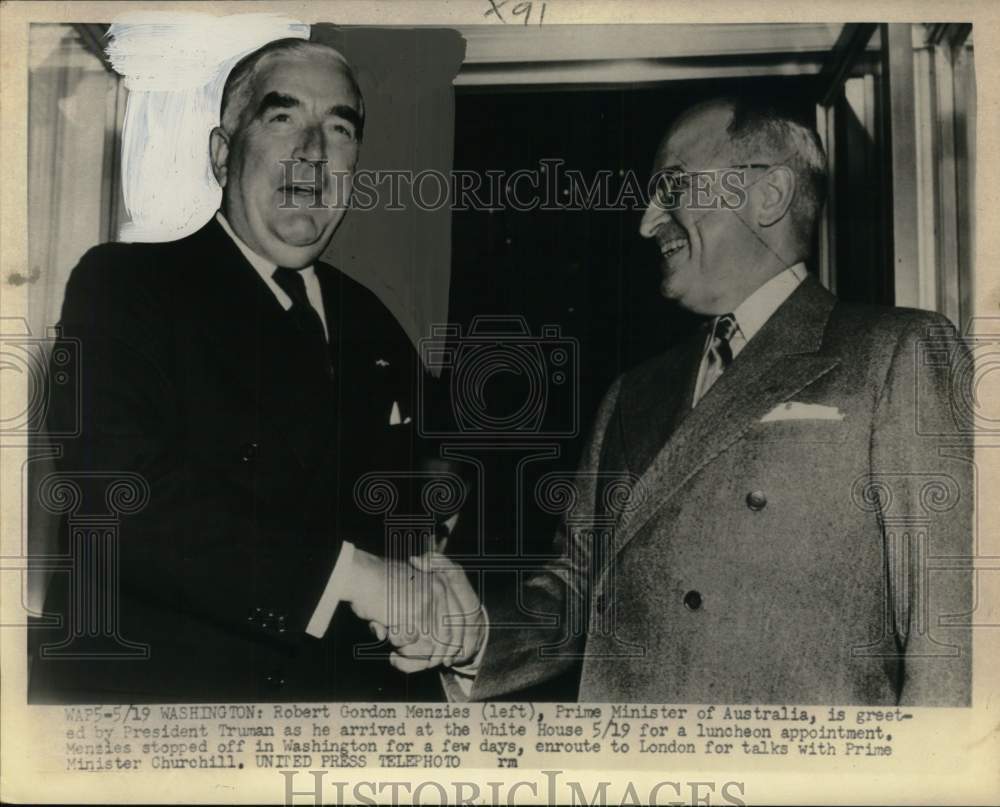 1952 Press Photo Robert G. Menzies greeted by President Truman at White House