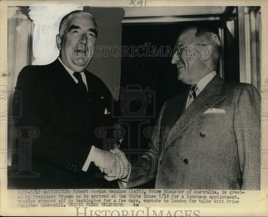 1952 Press Photo Robert G. Menzies greeted by President Truman at White House