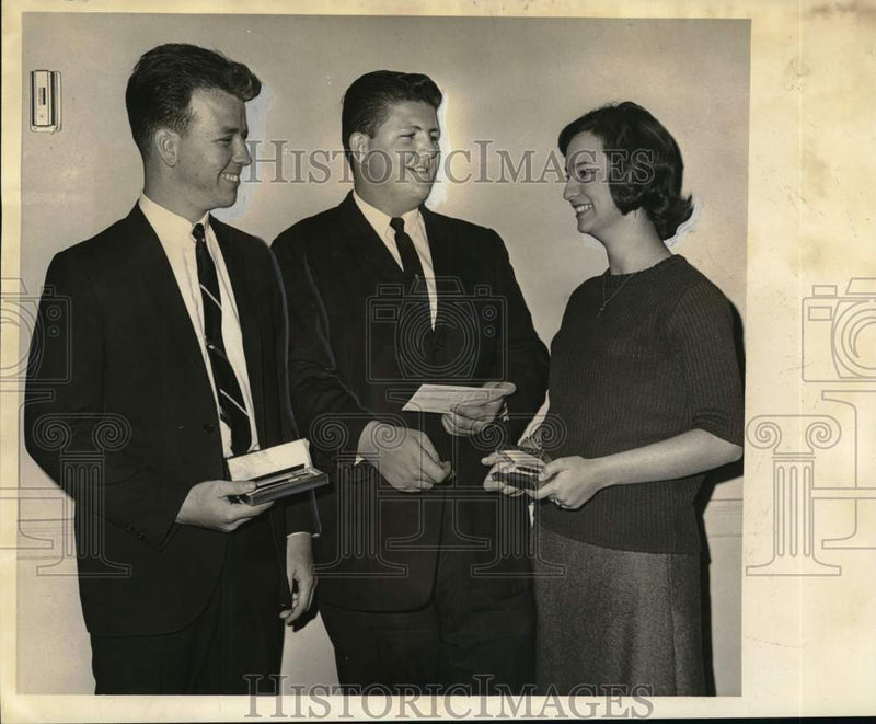 Load image into Gallery viewer, 1966 Press Photo Delta Safety Society &amp; American Society of Safety Engineers
