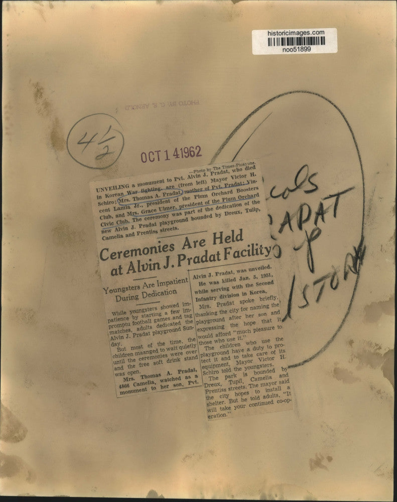 1962 Press Photo Dignitaries at the unveiling of Private Alvin Pradat monument