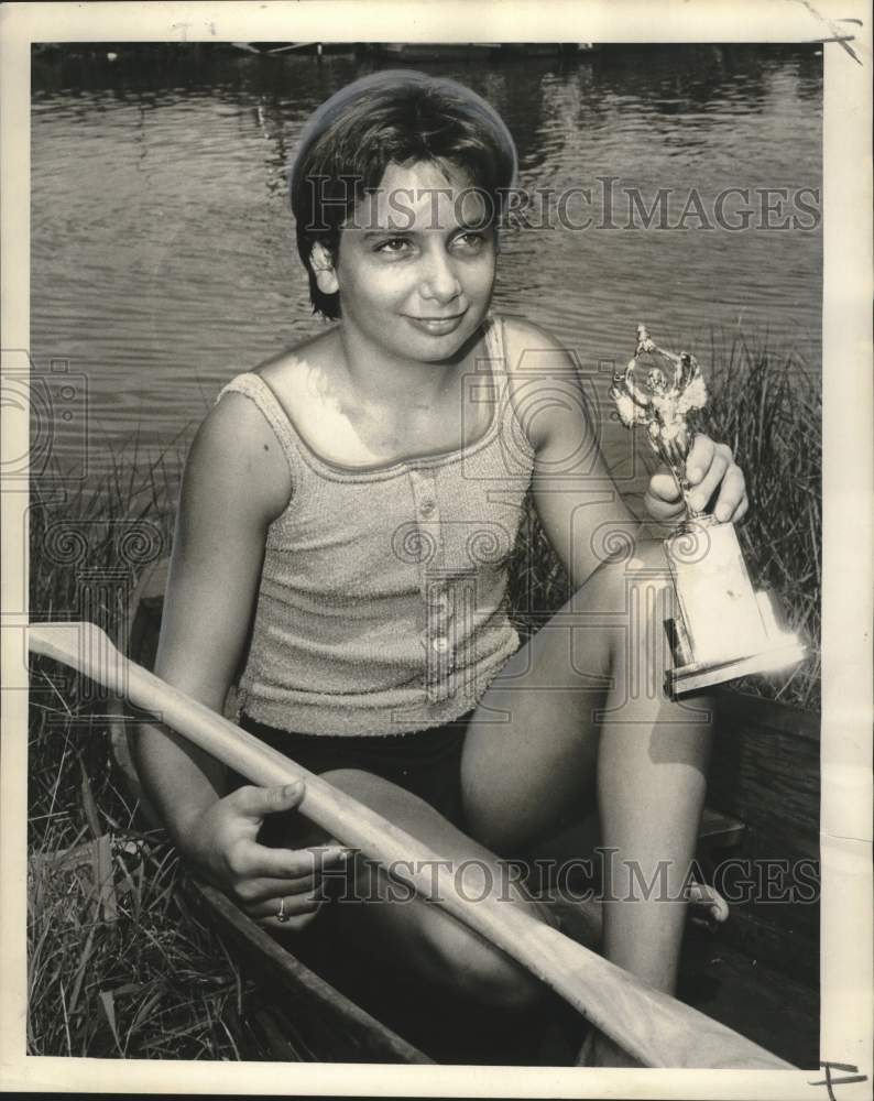 1965 Press Photo Eloise Perez, Champion of Young Girls&#39; Regatta - noo52165- Historic Images