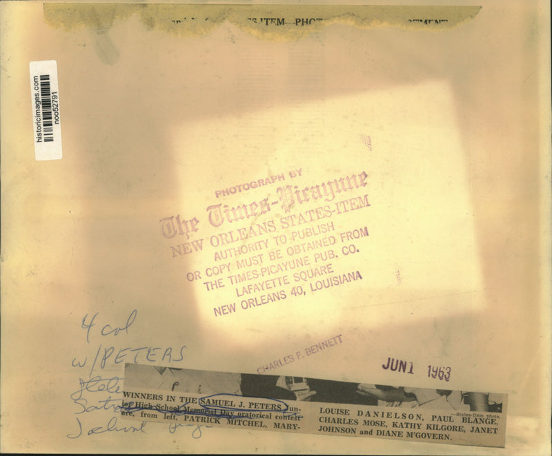 Load image into Gallery viewer, 1963 Press Photo Oratorical Contest winners-Samuel J. Peters Junior High School
