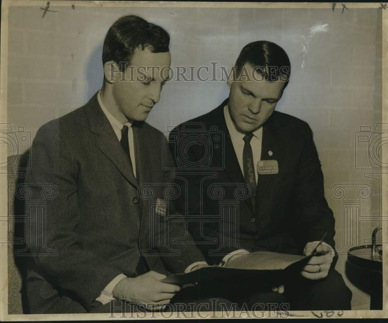 Load image into Gallery viewer, 1964 Press Photo American College of Cardiology at the Roosevelt Hotel
