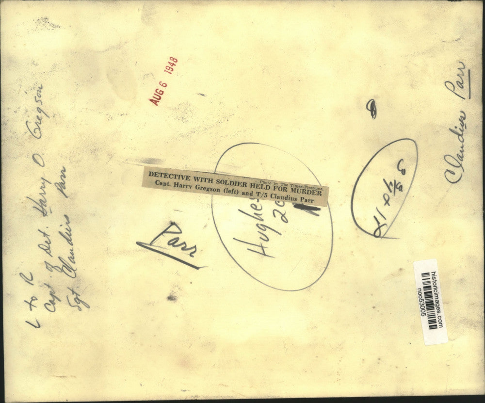 1948 Press Photo Captain Harry Gregson interrogating Claudius Parr - noo53005