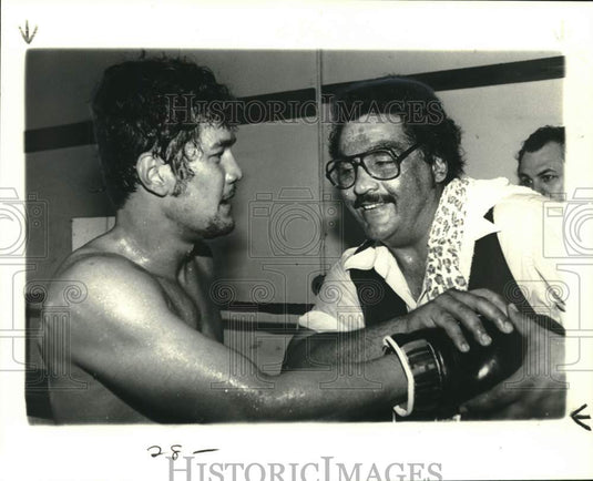 1978 Press Photo Tony Licata with trainer Willie Pastrano at St. Mary's Gym- Historic Images