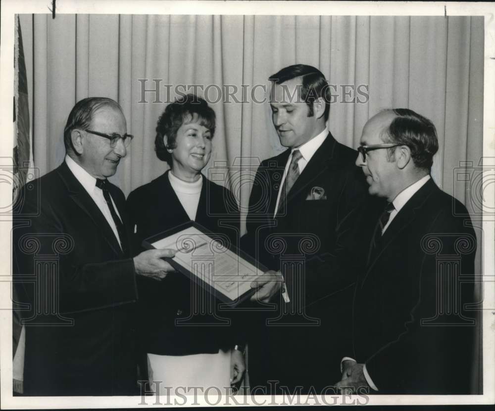 1969 Press Photo Volunteers of America Advisory Board at the Roosevelt Hotel