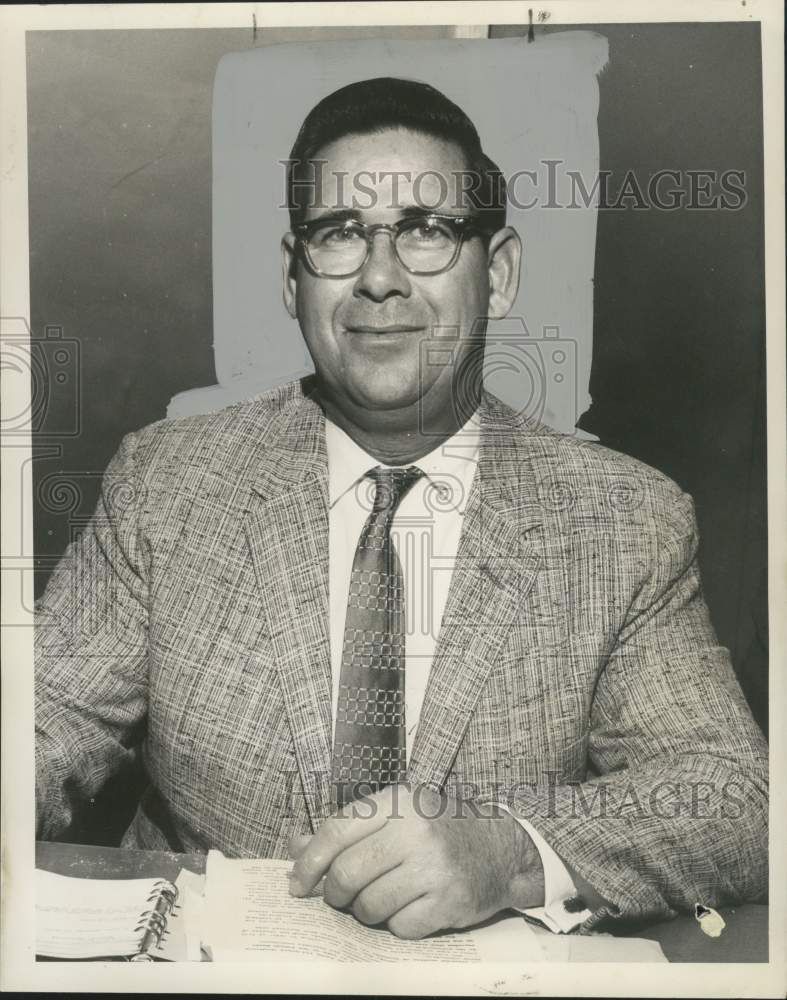 1961 Press Photo Milton Peterson Sr, Deaf Group All-Breed Obedient Training Club