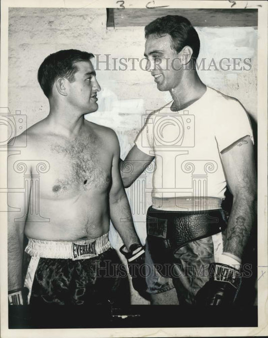 1967 Press Photo Boxers Dickie Di Veronica & Jerry Pellegrini before main event- Historic Images
