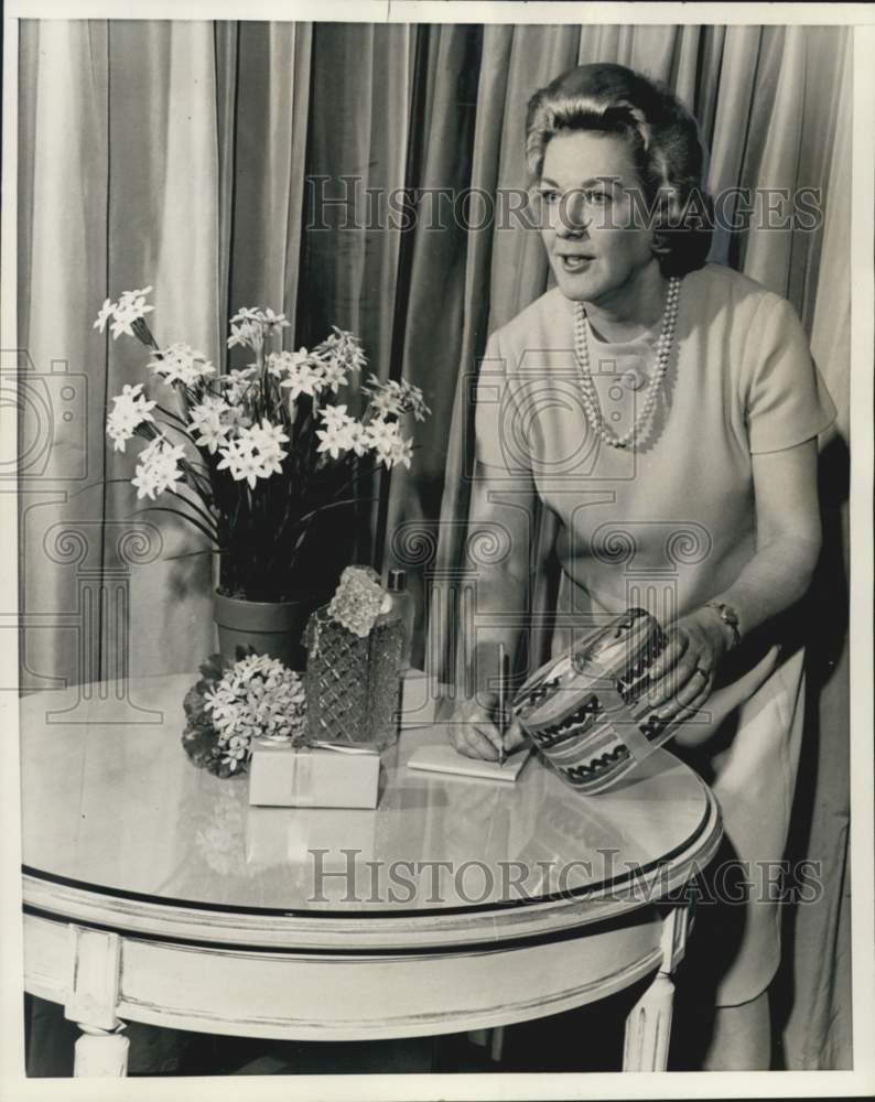 1969 Press Photo Gay Pauley, Women&#39;s Editor of United Press International