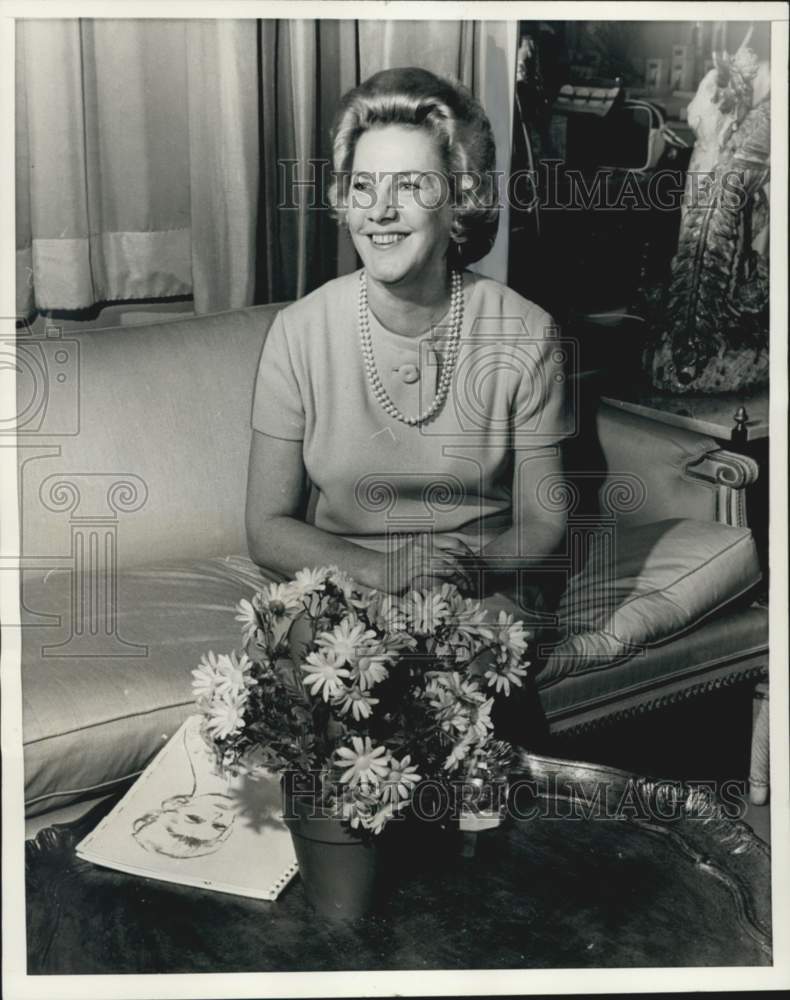 1969 Press Photo Gay Pauley, Women's Editor of United Press International