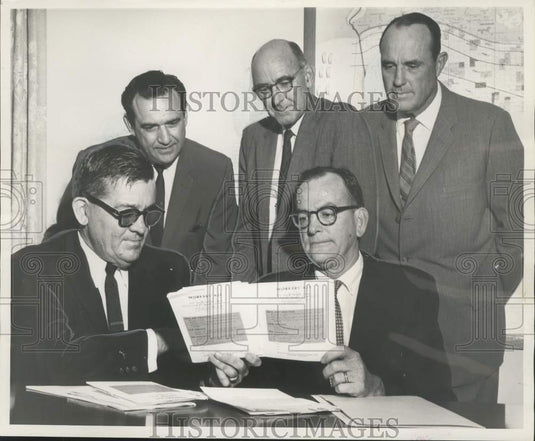 1962 Press Photo Planners of New Orleans Area Campaign for development drive
