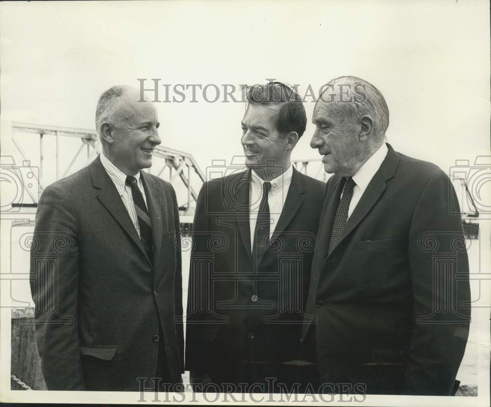 1967 Press Photo Bankers touring the Michoud NASA complex in New Orleans