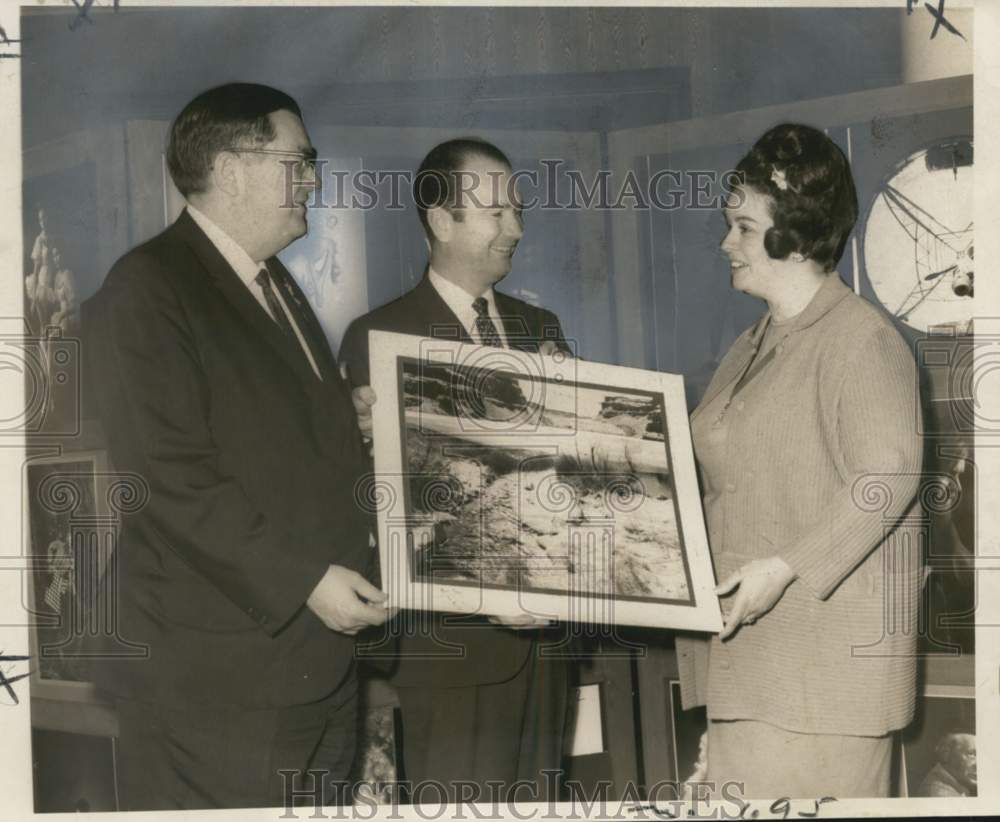 1969 Press Photo Professional Photographers of America convention at Roosevelt