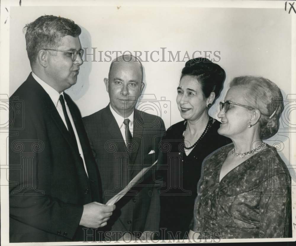 1965 Press Photo New Orleans Branch of Scientific Research Society of America
