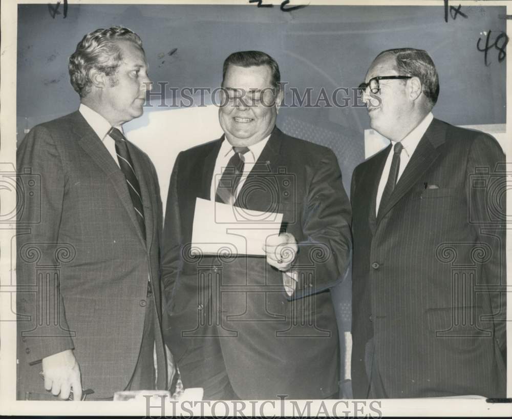 1970 Press Photo Officials meeting at Fairmont Hotel for Sugar Bowl preparations- Historic Images