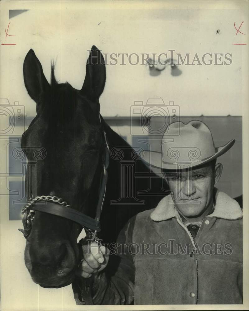 1965 Press Photo 2-year-old filly Nadino with trainer J.O. Meaux - noo54793- Historic Images