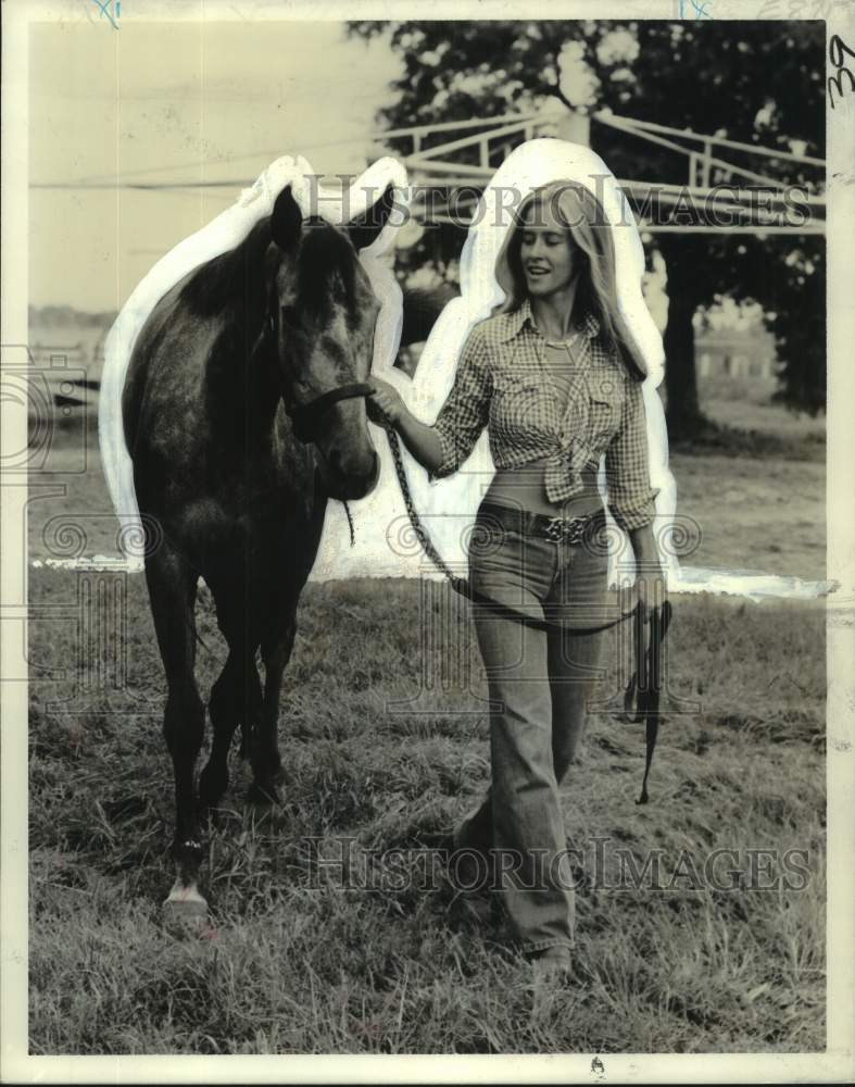 1978 Press Photo Virginia Neary with her thoroughbred horse - noo55204- Historic Images