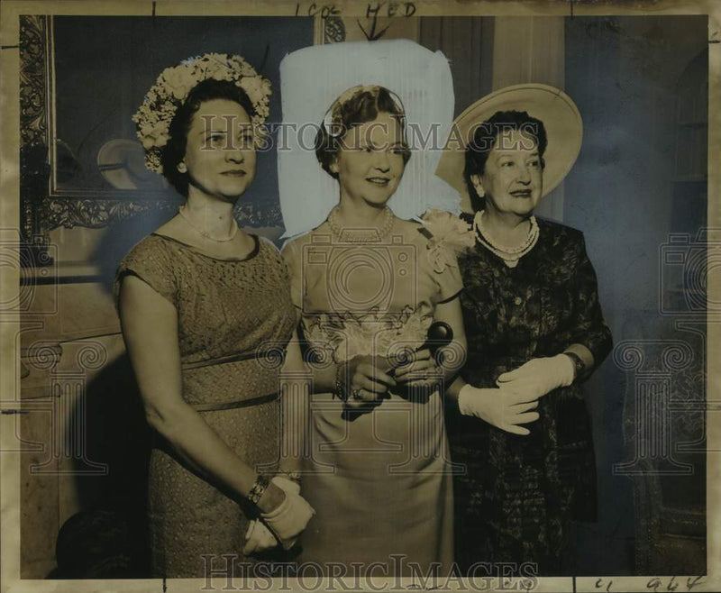 Load image into Gallery viewer, 1960 Press Photo New officers of Orleans Parish Medical Society auxiliary
