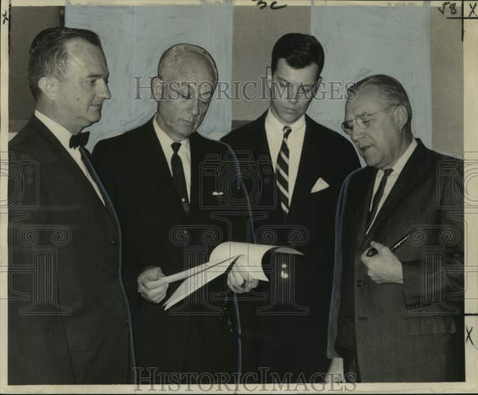 1964 Press Photo New Orleans Traffic and Transportation Bureau - New Officers