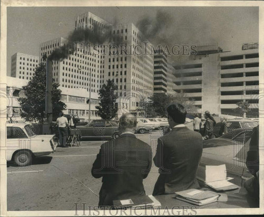 1971 Press Photo Louisiana Air Control members test New Orleans air pollution
