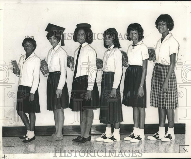 Load image into Gallery viewer, 1967 Press Photo Student Uniforms during 100 years' of St. Mary's Academy
