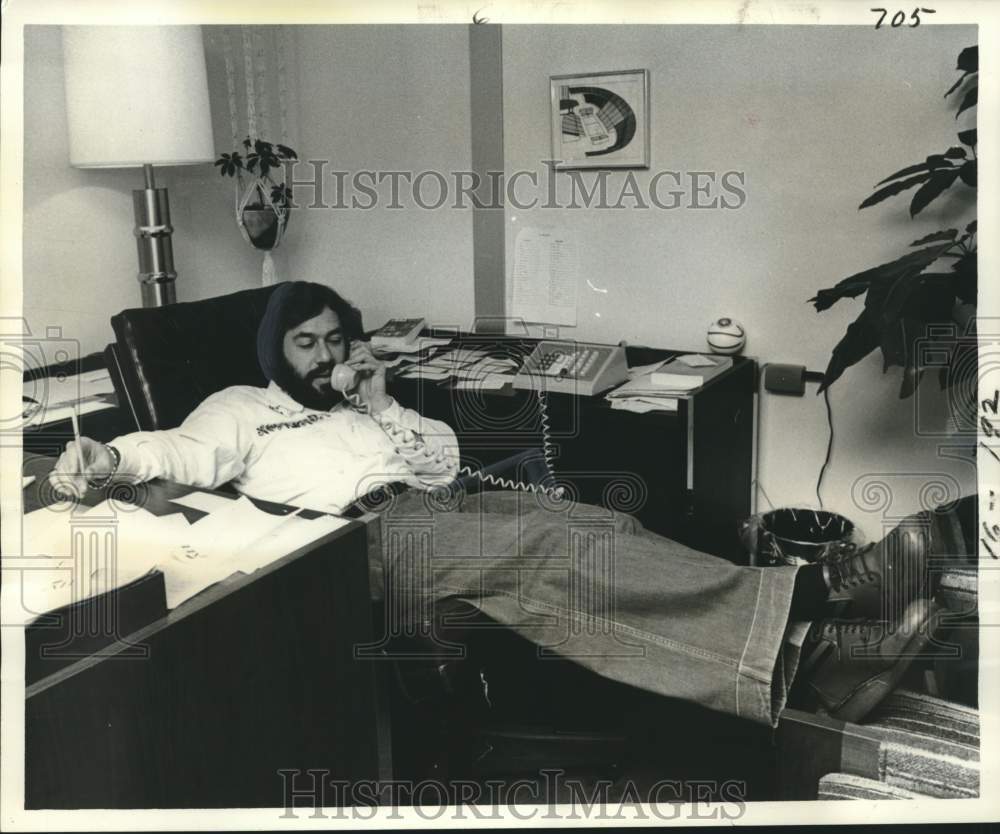 1977 Press Photo Lewis Schaffel, Basketball&#39;s New Orleans Jazz General Manager- Historic Images